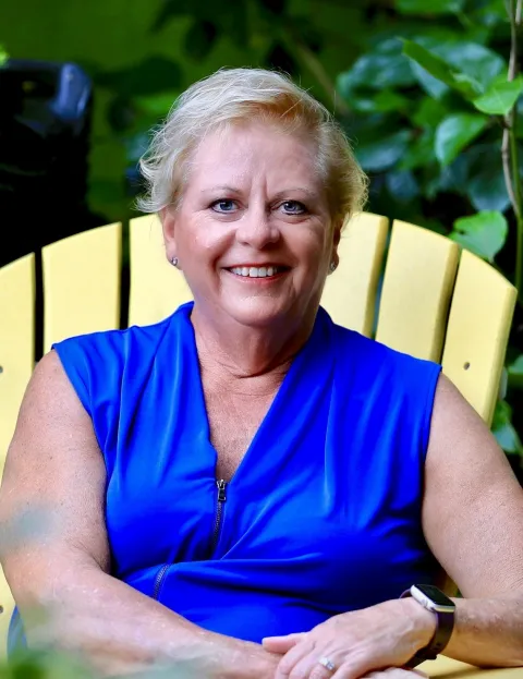 Agent Photo of Tinnon