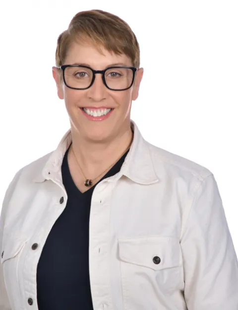 Agent Photo of Daphna