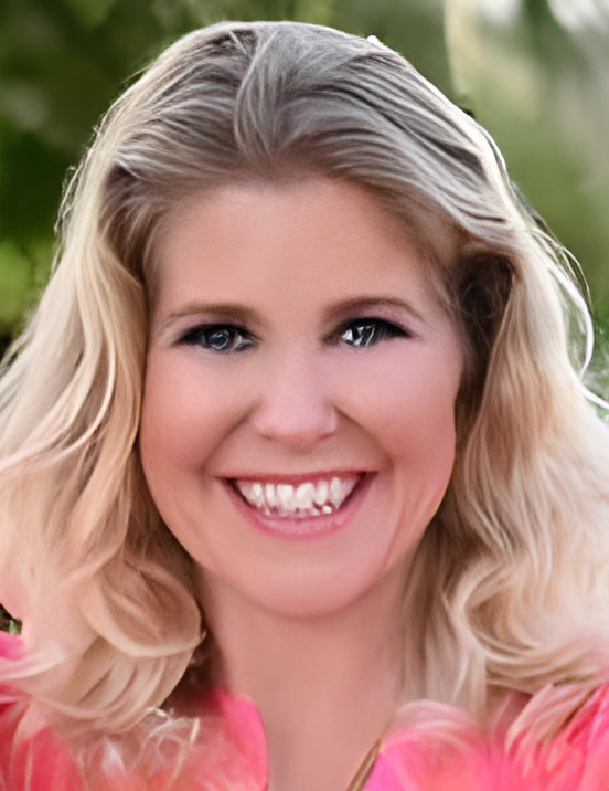 Agent Photo of Elizabeth