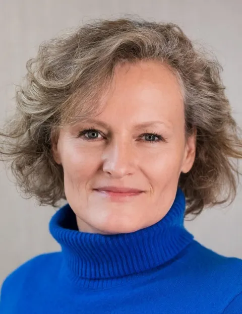 Agent Photo of Petra